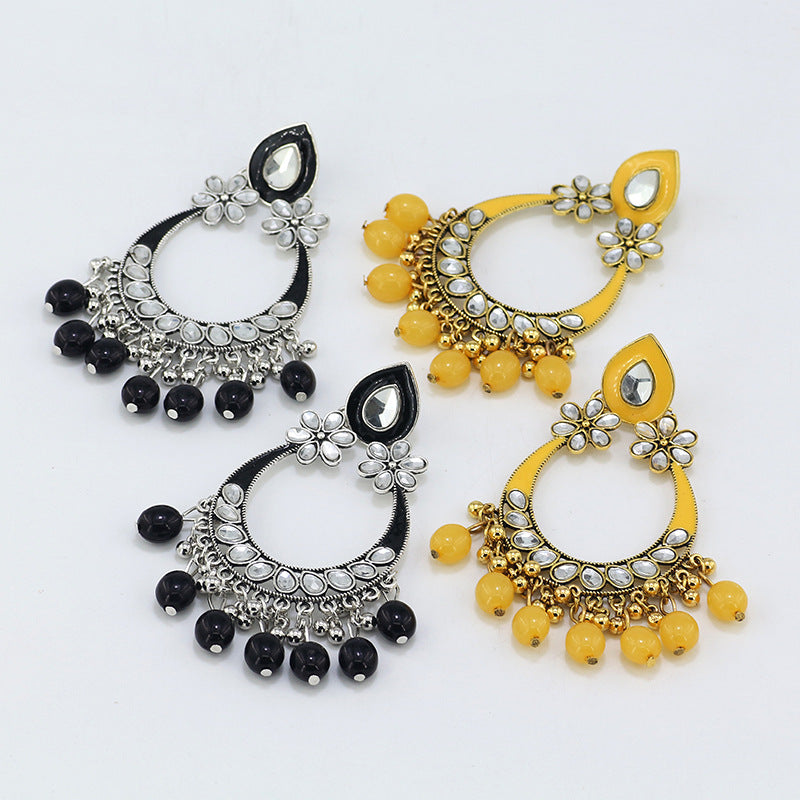 Indian Earrings Traditional Round Beaded Oil Dripping Flower Earrings Chandali for Wowen-Black/Yellow