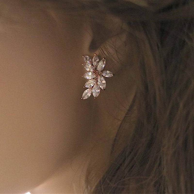 Fashion Bright Zircon Leaf-Shaped Stud Earrings